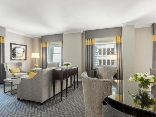 Posezení v ubytování Fairmont Olympic Hotel