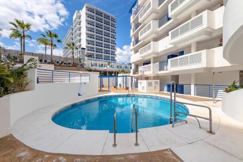 Sol y Playa Benalmádena junto al mar con parking y terraza