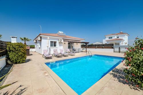 Sunrise Ayia Thekla Bungalow