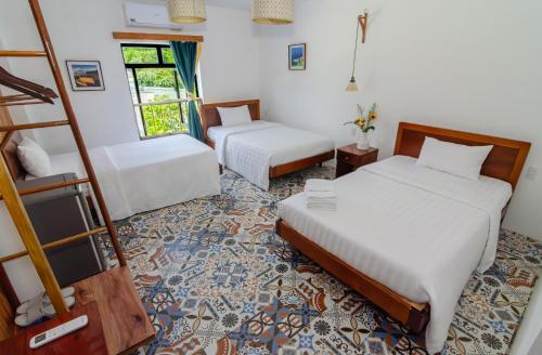 Una cama o camas en una habitación de Hotel De Condor