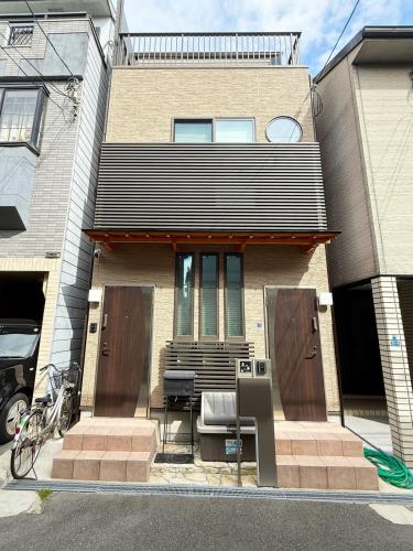 Brooklyn-川间