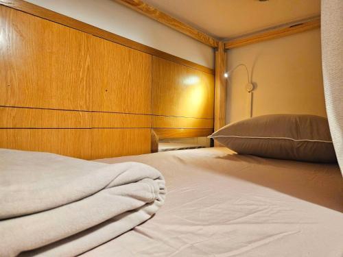 Postel nebo postele na pokoji v ubytování AOIINN Hostel - Best backpack hostel in saigon