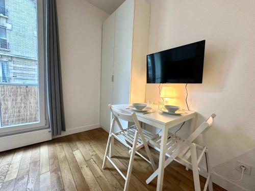 New 413 Suite Henri - Cosy Apartment Paris Center