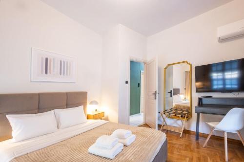 Acropolis Canvas-3BDR