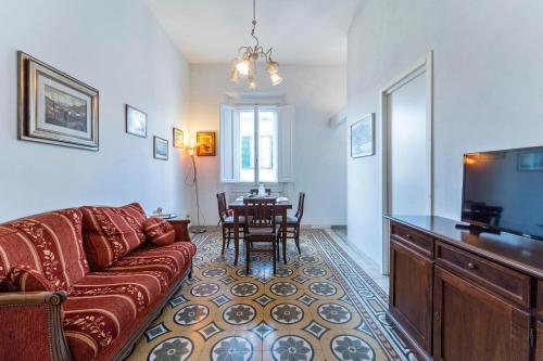 UNYCA - Spacious 2 bedroom Apartment in Florence