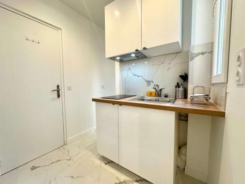 New 431 Suite Dalida - Cosy Apartment Paris Center