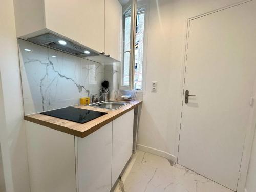 New 431 Suite Dalida - Cosy Apartment Paris Center