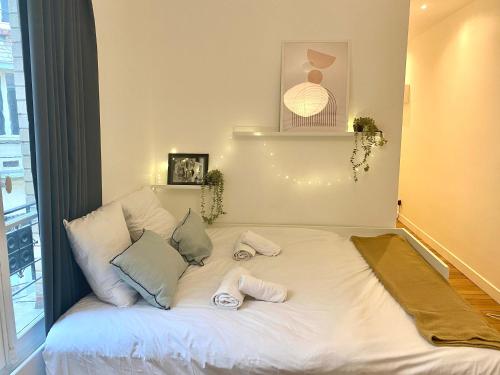 New 422 Suite Louis - Cosy Apartment Paris Center