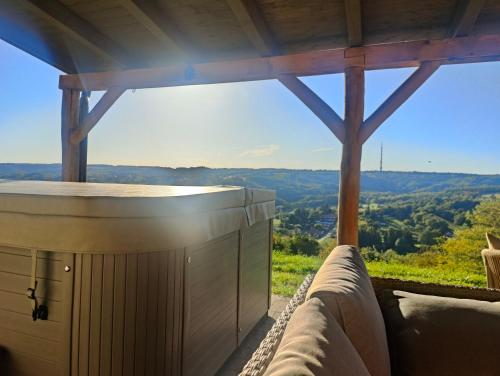 Peisaj natural din apropierea acestei case de vacanță