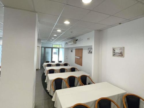 Kawasan bisnes dan/atau bilik persidangan di ibis Styles Dunarea Galati