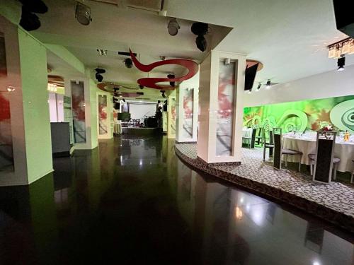 Restoran atau tempat lain untuk makan di ibis Styles Dunarea Galati