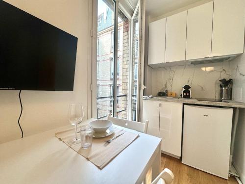 New 438 Suite Jean - Cosy Apartment Paris Center