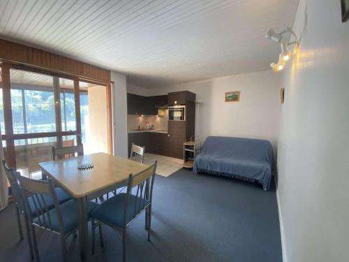 Appartement 6 pers, montagne, télécabine, ski - FR-1-400-142