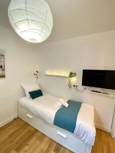 New 448 Suite Wilson - Cosy Apartment Paris Center