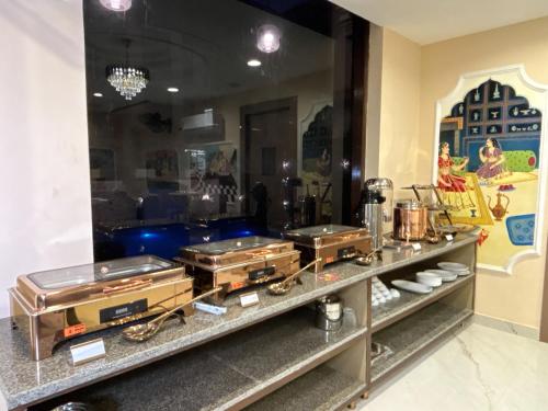 Jídlo v hotelu nebo okolí