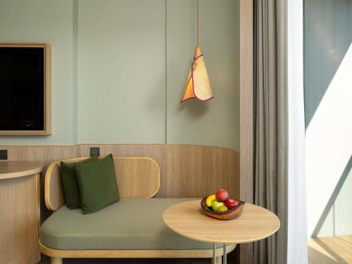 Istumisnurk majutusasutuses Mercure Rayong Lomtalay Villas & Resort
