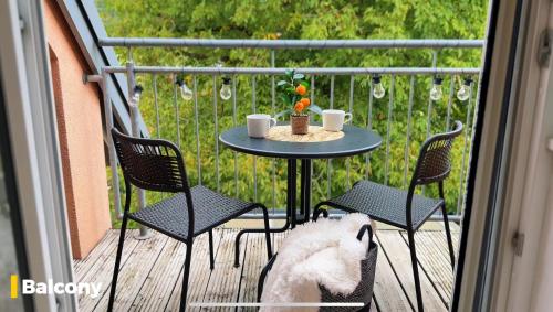 Mc Home Self Check-In Loftartiges und großes Apartment mitten im Grünen mit Balkon DG06, in Dobl bei Graz