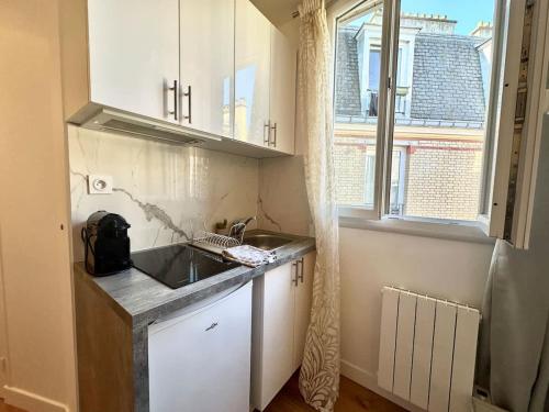 New 458 Suite Chaplin - Cosy Apartment Paris Center