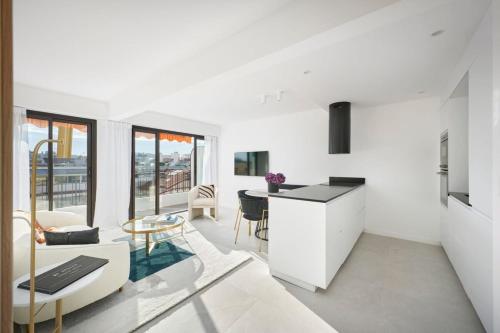Wdf 2 bedroom heart of Cannes