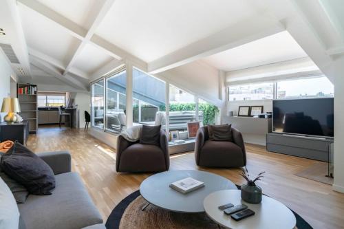 Magnificent duplex close to Carlton