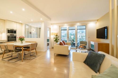 Beautiful two bedroom duplex apartment