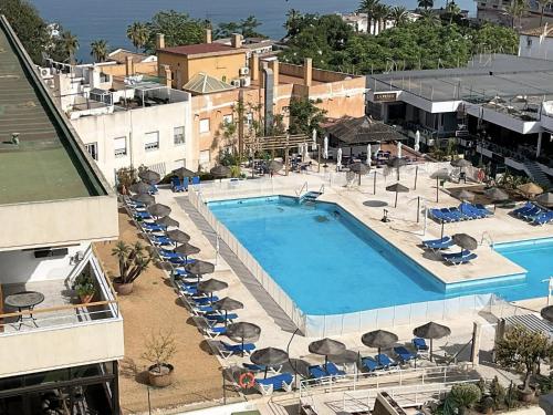 Bazén v ubytování Garden - City Center - La Nogalera nebo v jeho okolí