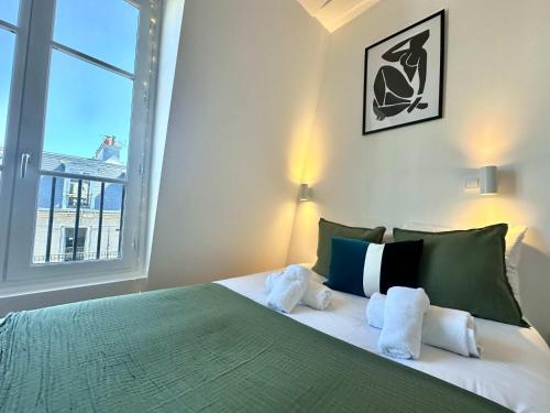 New 463 Suite Macnee - Cosy Apartment Paris Center