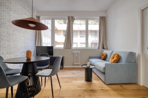 JOIVY Modern 1-Bedroom Flat in Central Milan