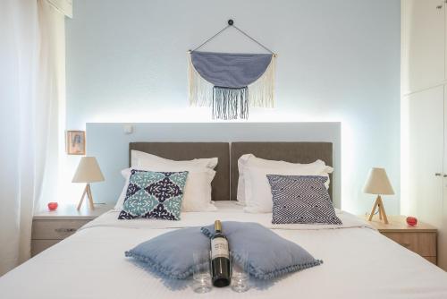 Elegant Ariadne, 2 Bedroom Apartment, by Acropolin