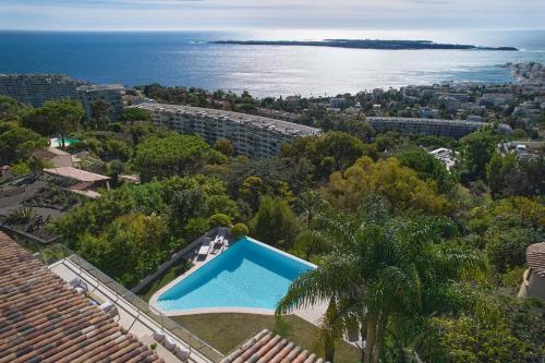 REF 2138 - Cannes - Villa sea view
