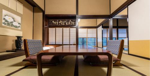 Ruang duduk di Samurai Stay Kumeya