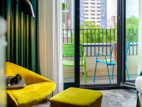Χώρος καθιστικού στο MERCURE Hotel Berlin Wittenbergplatz
