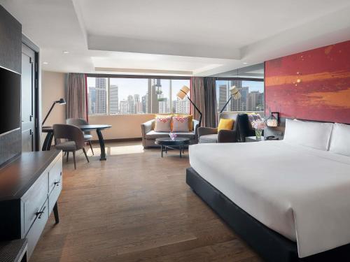 Televisyen dan/atau pusat hiburan di Mercure Bangkok Sukhumvit 11
