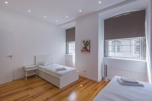 Central Lisbon Flat by Pink St
