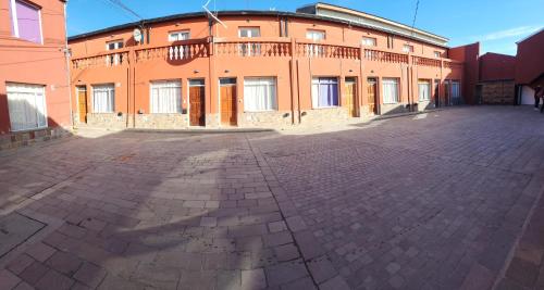 Budova, kde se aparthotel nachází