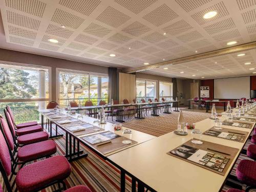 Restoran atau tempat lain untuk makan di Mercure Castres L'Occitan