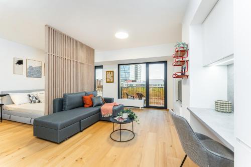 Rentero Fresh Apartment next to Prague City Center