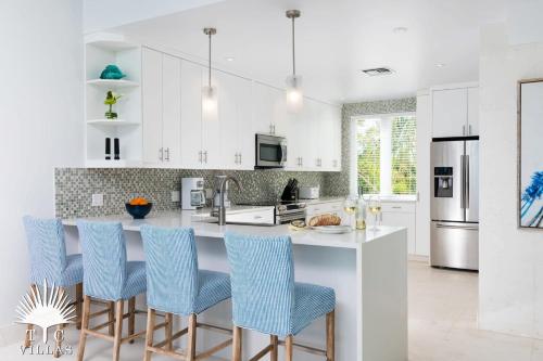 Gallery image of TC Villas -Beachfront Villa Sandcastle -Right on Smith Reef! in Turtle Cove