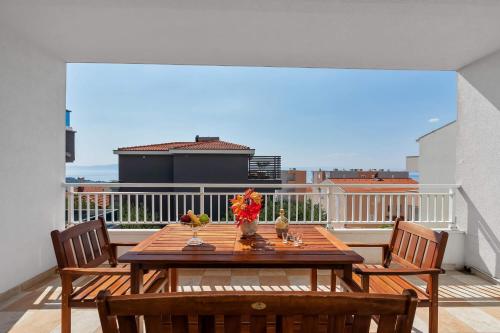 Apartments Vele II