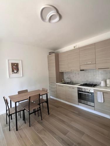 Η κουζίνα ή μικρή κουζίνα στο Casa Beatrice intero appartamento