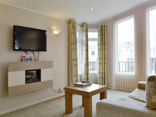 Et tv og/eller underholdning på Heron Lodge