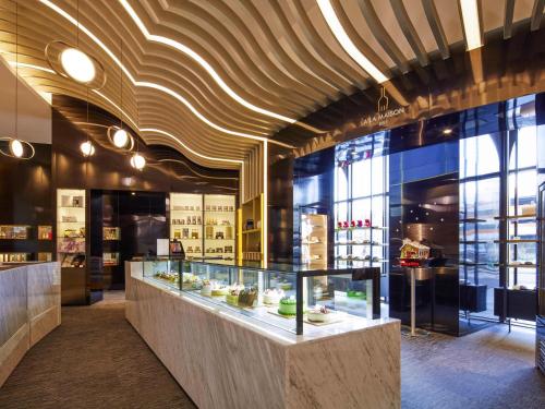 a store with a display case in a building at ibis Styles Ambassador Seoul Yongsan in Seoul