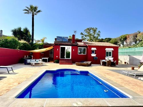 villa in puerto banus