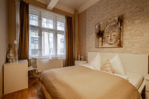 Wenceslas Sq 3BDR Apartment