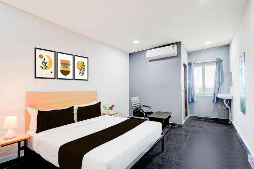 Gambar di galeri bagi Super Hotel O VEDHANSHI HOTELS BHONGIRI. di Nalgonda