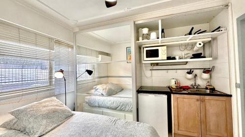 Minerve by Welcome to Cannes