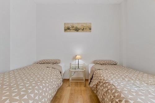 Penthouse-Suite 100m2 - 600m to beach