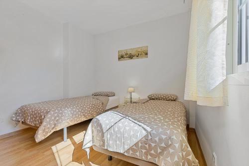 Penthouse-Suite 100m2 - 600m to beach