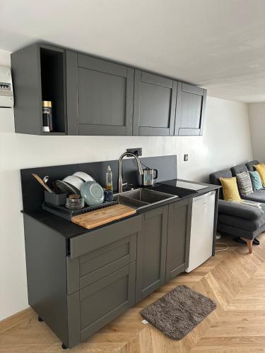 Chic Apartment in Paris Centre Next to Opéra & Louvre
