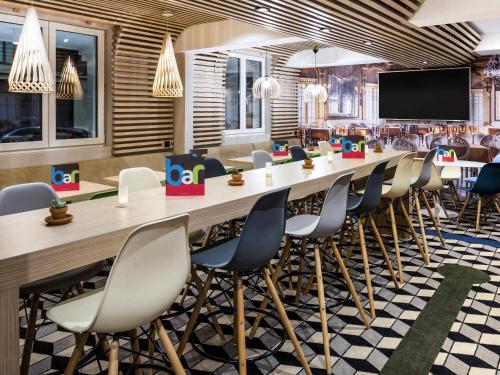 Restoran atau tempat lain untuk makan di ibis Styles Clamart Gare Grand Paris